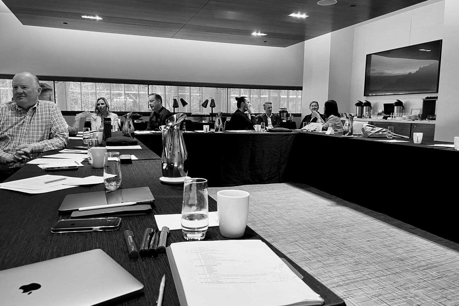 Colin Cox facilitating an executive working session in a boardroom